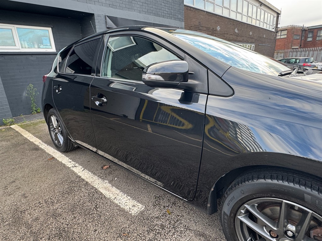 Used Toyota Auris 2015 for sale - 76221955: Photo 28