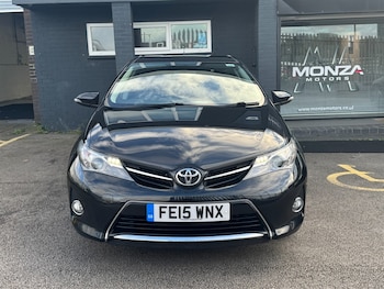 Used Toyota Auris 2015 for sale - 76221955: Photo