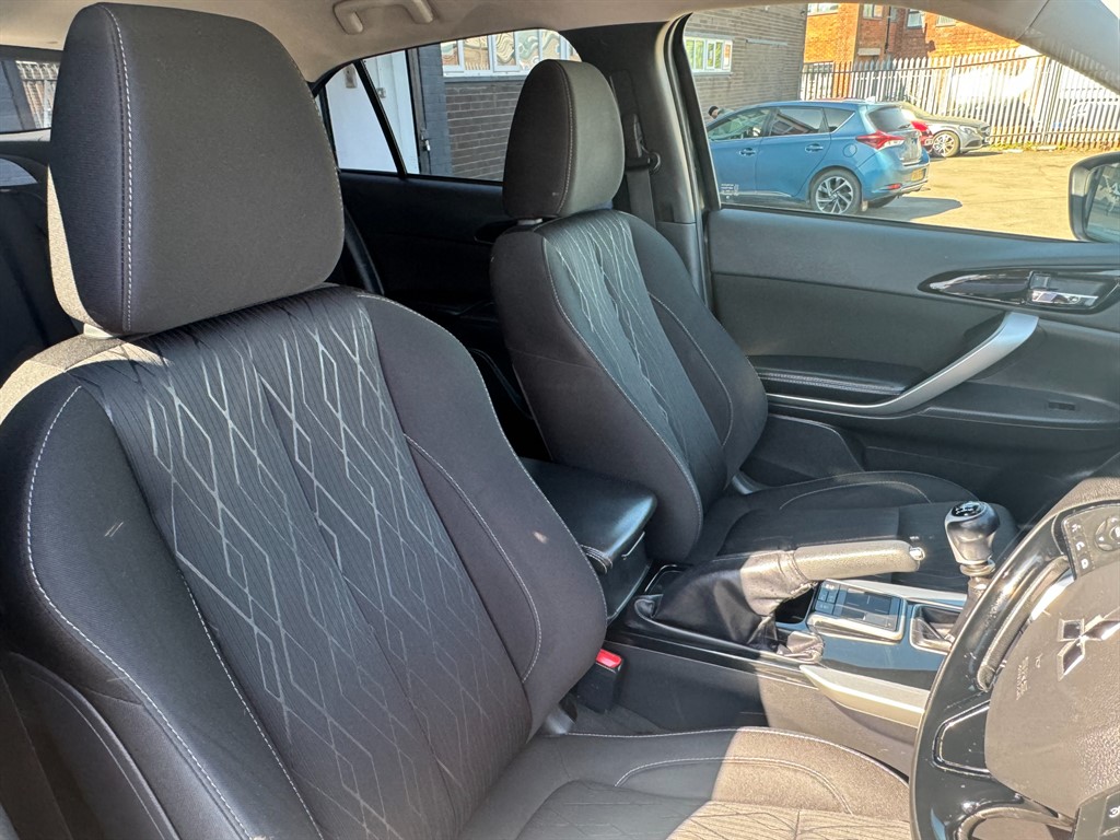 Used Mitsubishi Eclipse Cross 2018 for sale - 77013251: Photo 16