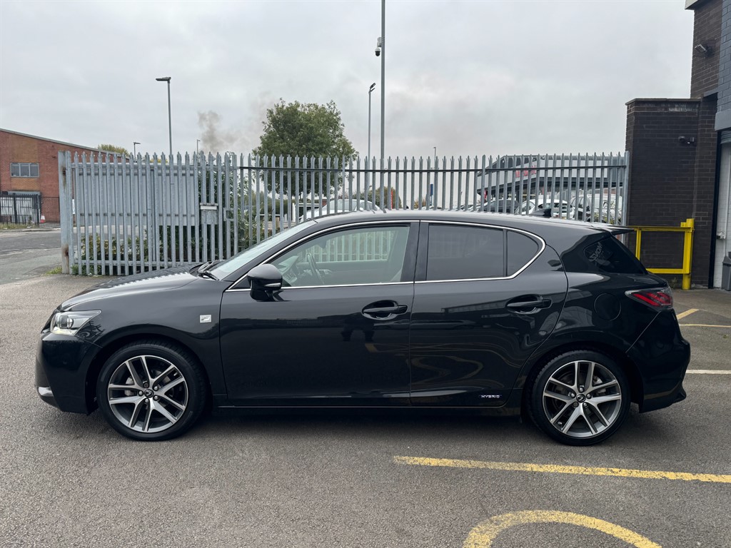 Used Lexus CT 2016 for sale - 76507837: Photo 4