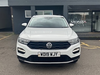 Used Volkswagen T-Roc 2019 for sale - 75738792: Photo