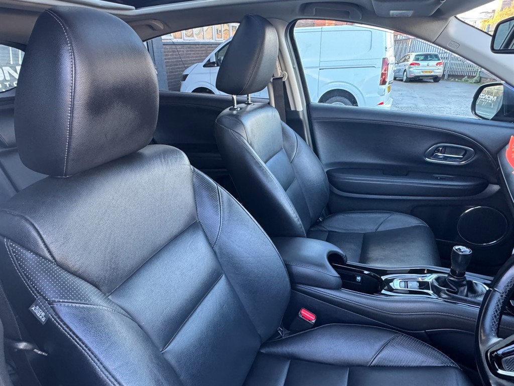 Used Honda HR-V 2018 for sale - 76344240: Photo 17