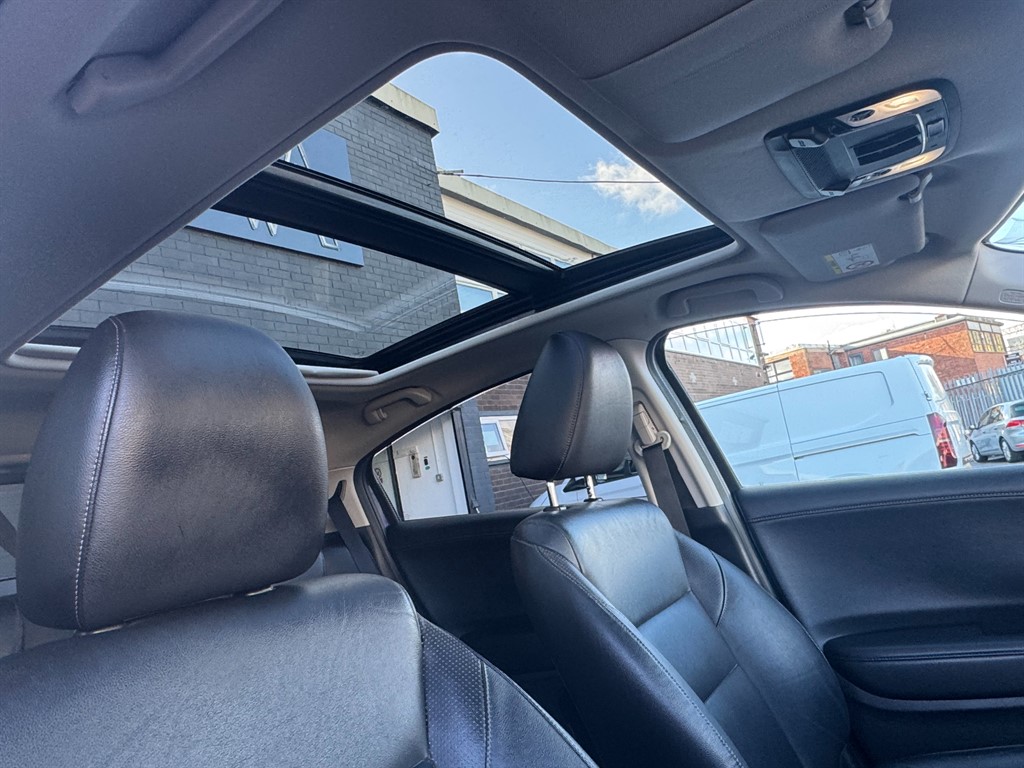 Used Honda HR-V 2018 for sale - 76344240: Photo 19