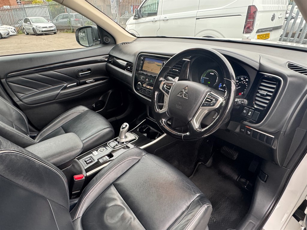 Used Mitsubishi Outlander 2018 for sale - 76276931: Photo 15