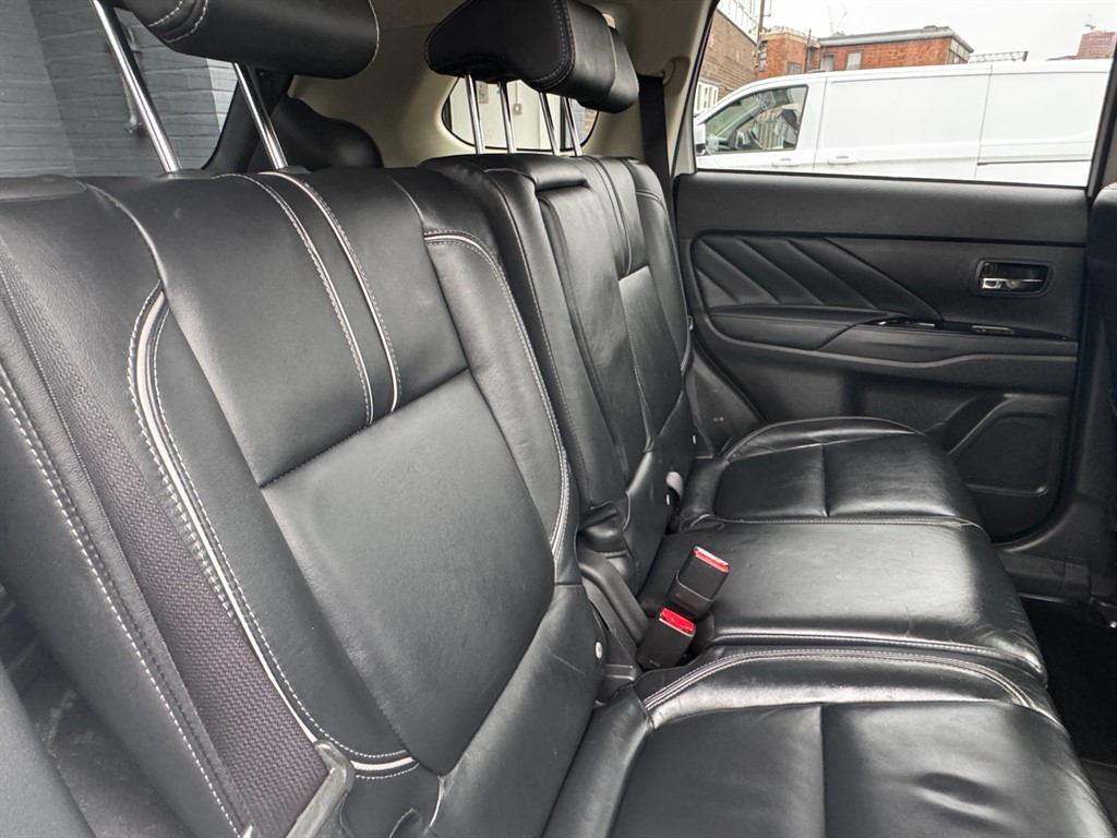 Used Mitsubishi Outlander 2018 for sale - 76276931: Photo 21