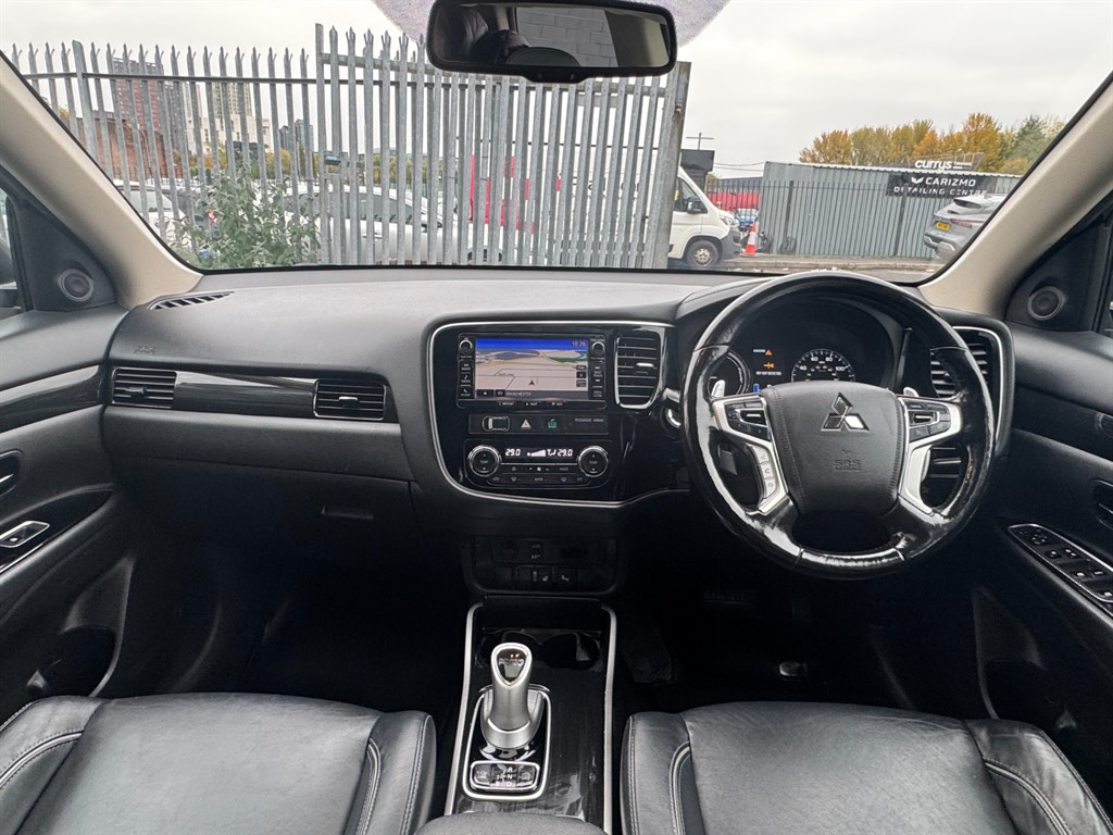 Used Mitsubishi Outlander 2018 for sale - 76276931: Photo 22