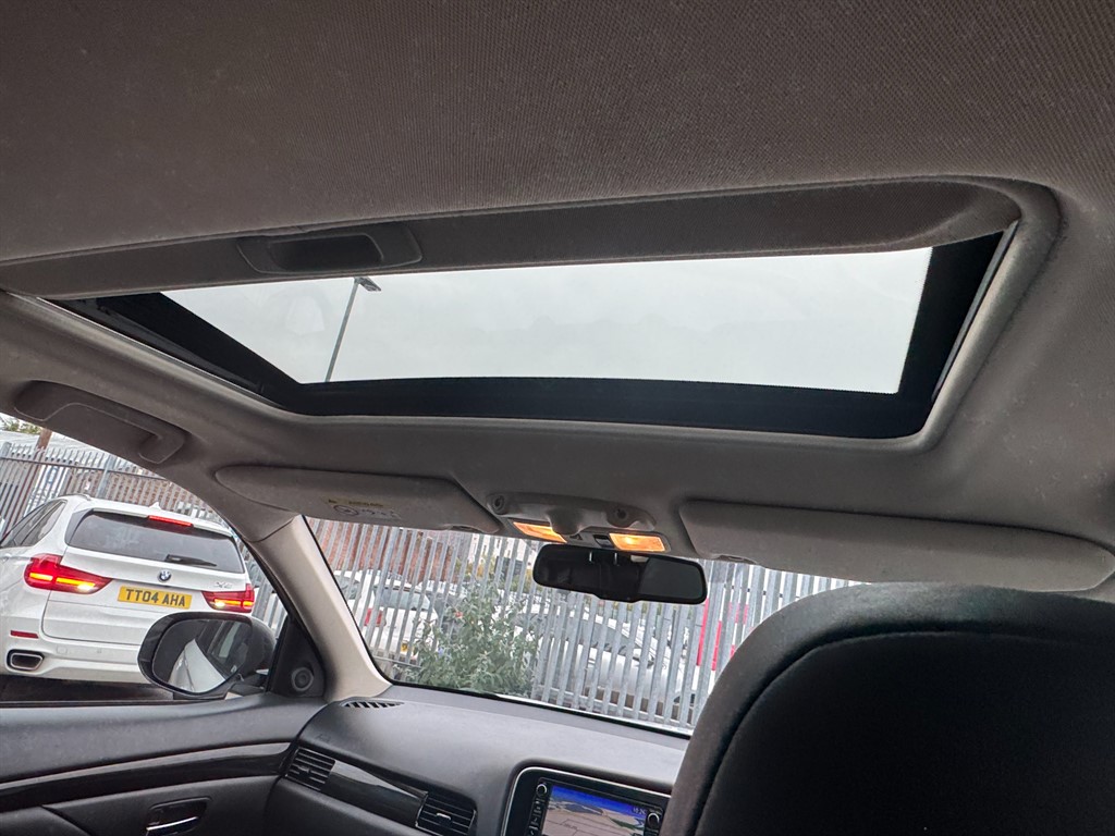 Used Mitsubishi Outlander 2018 for sale - 76276931: Photo 23