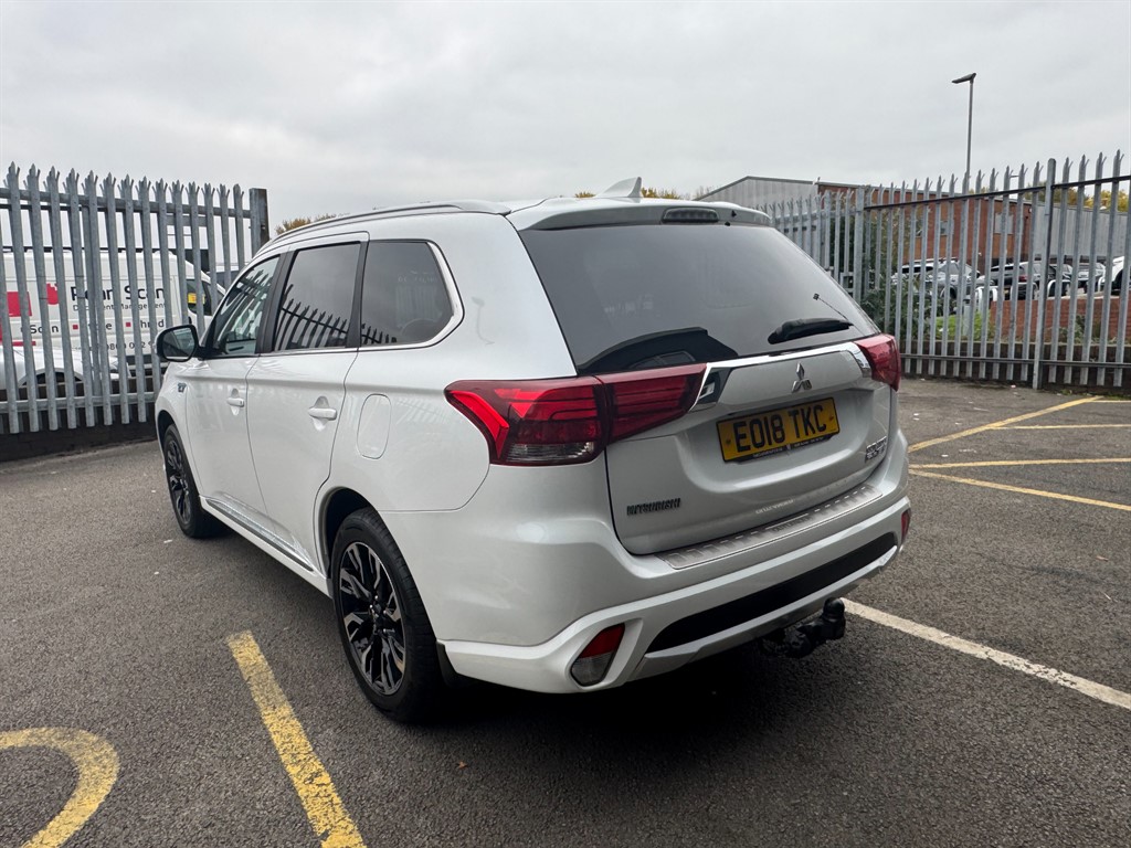Used Mitsubishi Outlander 2018 for sale - 76276931: Photo 5