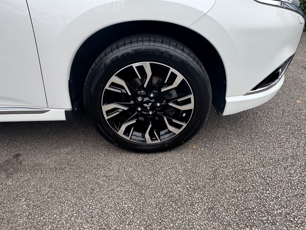 Used Mitsubishi Outlander 2018 for sale - 76276931: Photo 9