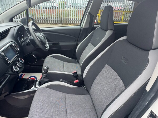 Used Toyota Yaris 2019 for sale - 75570535: Photo 25