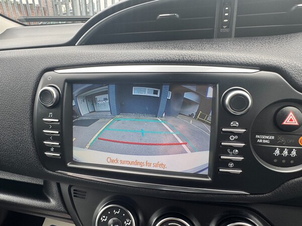 Used Toyota Yaris 2019 for sale - 75570535: Photo 34