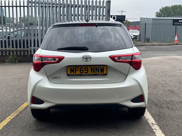 Used Toyota Yaris 2019 for sale - 75570535: Photo 6