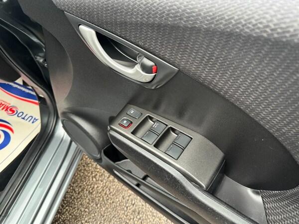 Used Honda Jazz 2015 for sale - 75569792: Photo 15