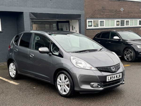 Used Honda Jazz 2015 for sale - 75569792: Photo 1
