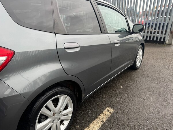 Used Honda Jazz 2015 for sale - 75569792: Photo 28