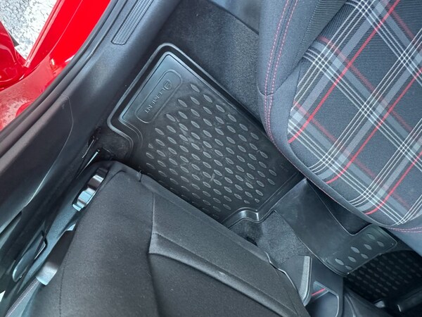 Used Volkswagen Polo 2020 for sale - 74235900: Photo 25
