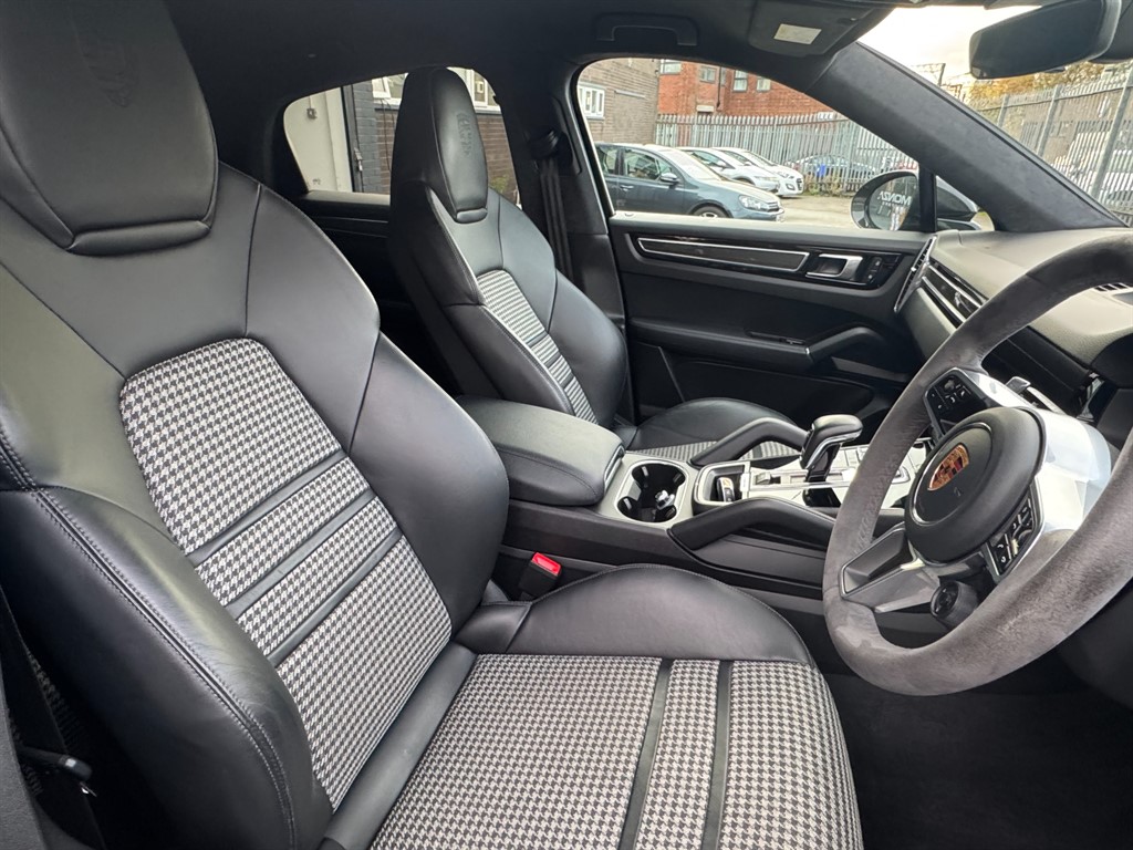 Used Porsche Cayenne 2023 for sale - 77013243: Photo 18