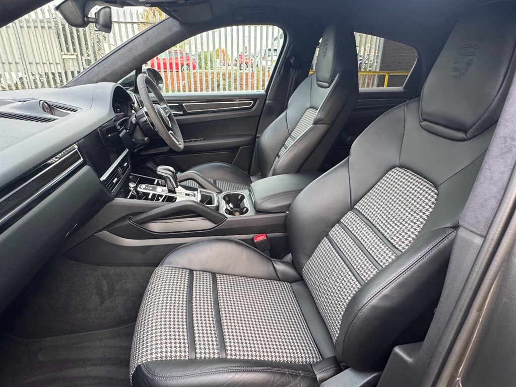 Used Porsche Cayenne 2023 for sale - 77013243: Photo 30