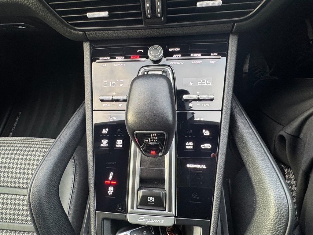 Used Porsche Cayenne 2023 for sale - 77013243: Photo 41