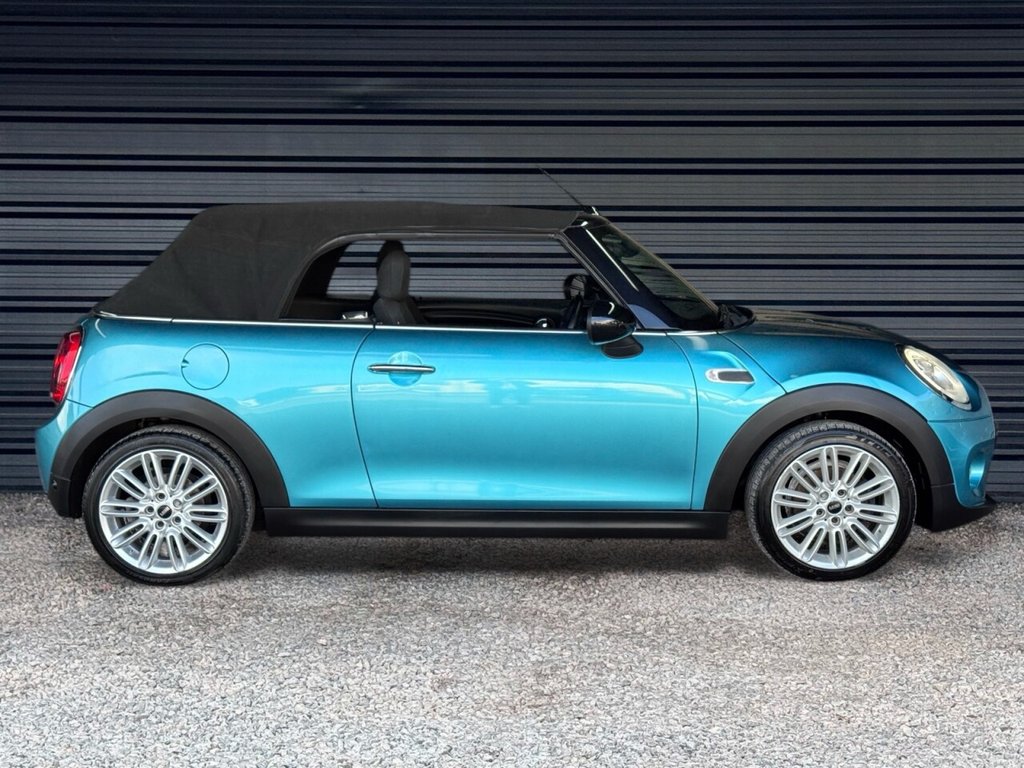 Used MINI Convertible 2017 for sale - 76867966: Photo 29