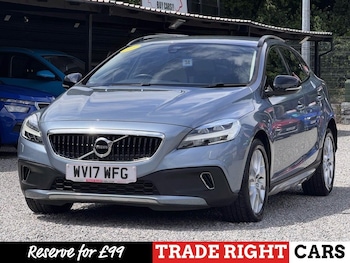 Used Volvo V40 Cross Country 2017 for sale - 79220969: Photo