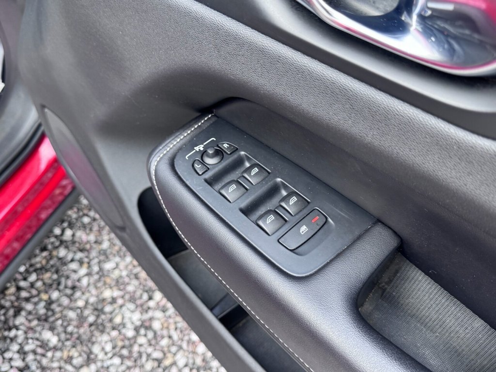 Used Volvo XC60 2019 for sale - 76703039: Photo 37