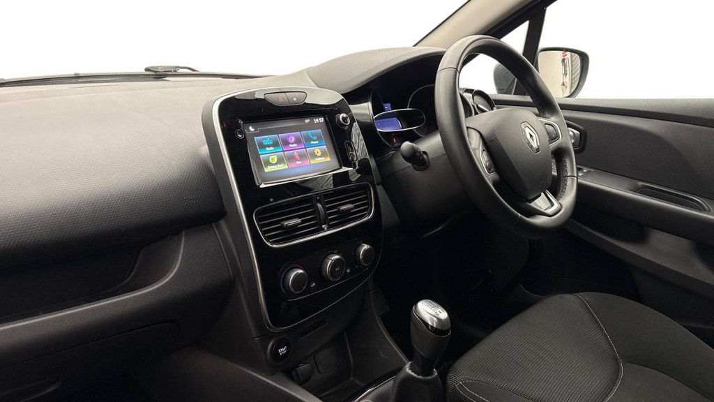 Used Renault Clio 2019 for sale - 77967268: Photo 2