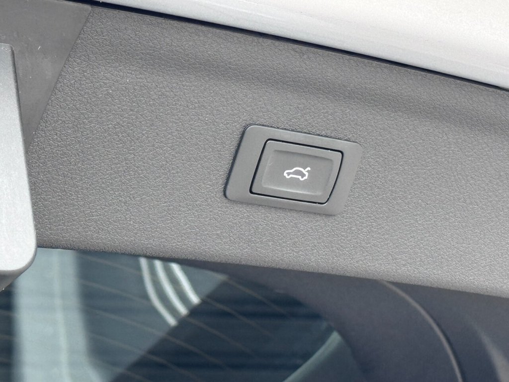 Used Audi Q3 2018 for sale - 76703030: Photo 25