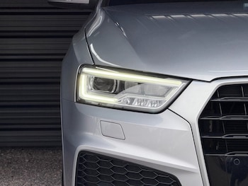 Used Audi Q3 2018 for sale - 76703030: Photo