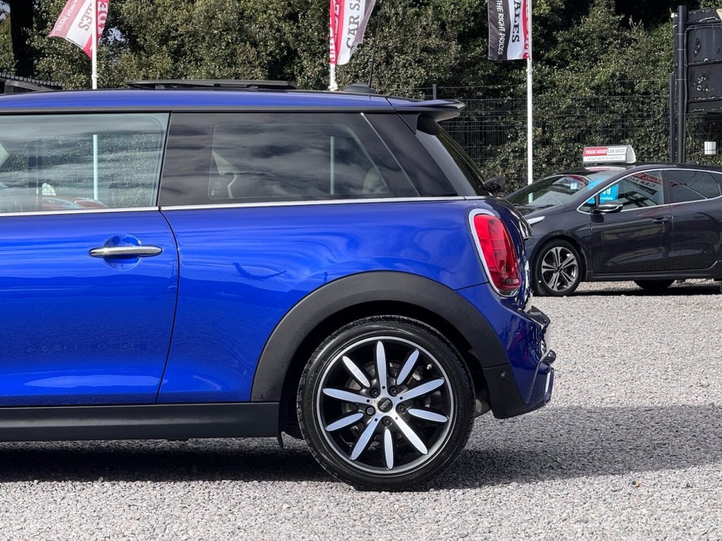 Used MINI Hatch 2019 for sale - 77798152: Photo 24