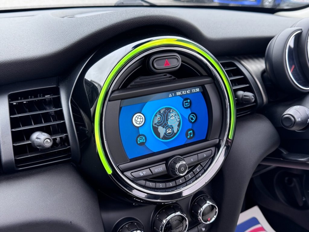 Used MINI Hatch 2019 for sale - 77798152: Photo 40