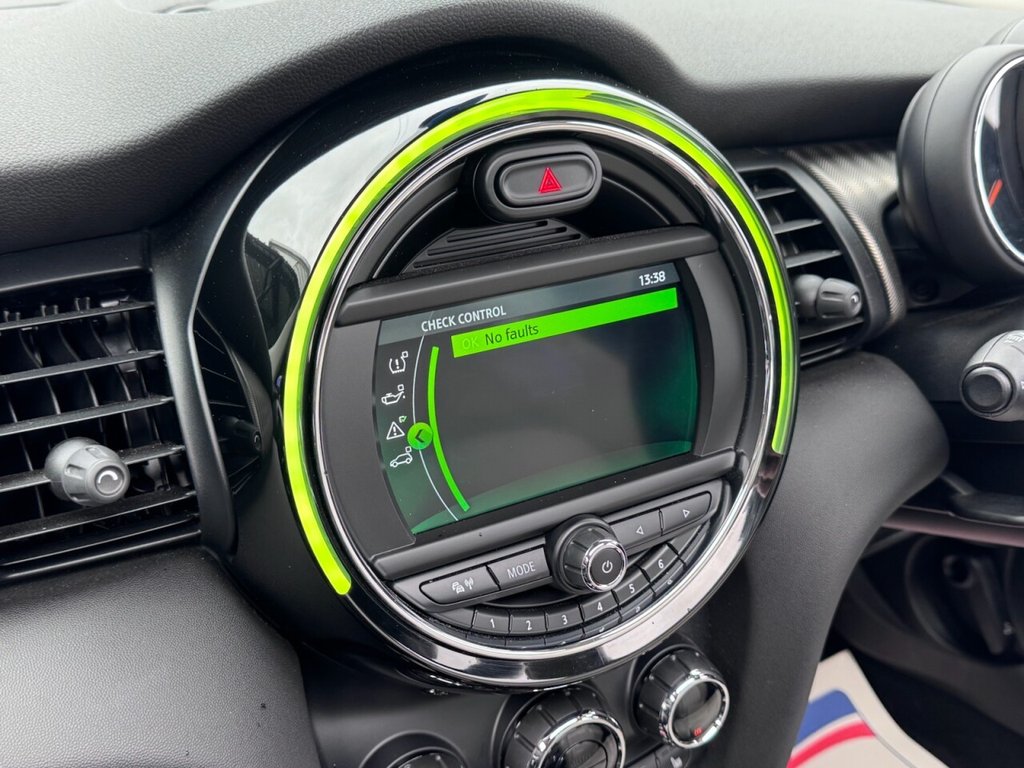 Used MINI Hatch 2019 for sale - 77798152: Photo 43