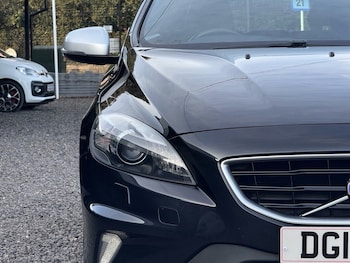 Used Volvo V40 2015 for sale - 77161757: Photo