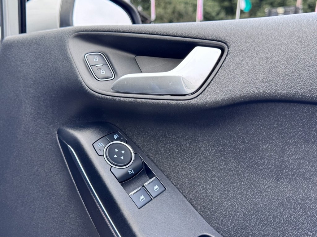 Used Ford Fiesta 2018 for sale - 76703035: Photo 34