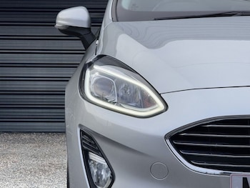 Used Ford Fiesta 2018 for sale - 76703035: Photo