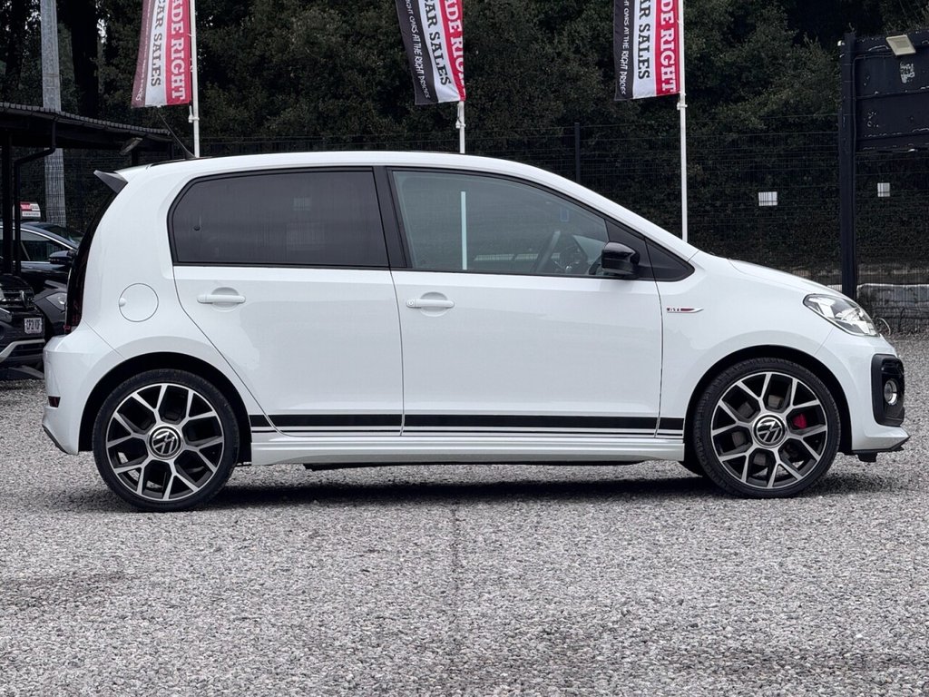 Used Volkswagen up! 2022 for sale - 76950610: Photo 28