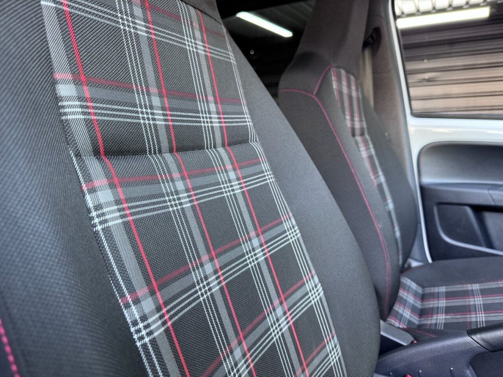 Used Volkswagen up! 2022 for sale - 76950610: Photo 39