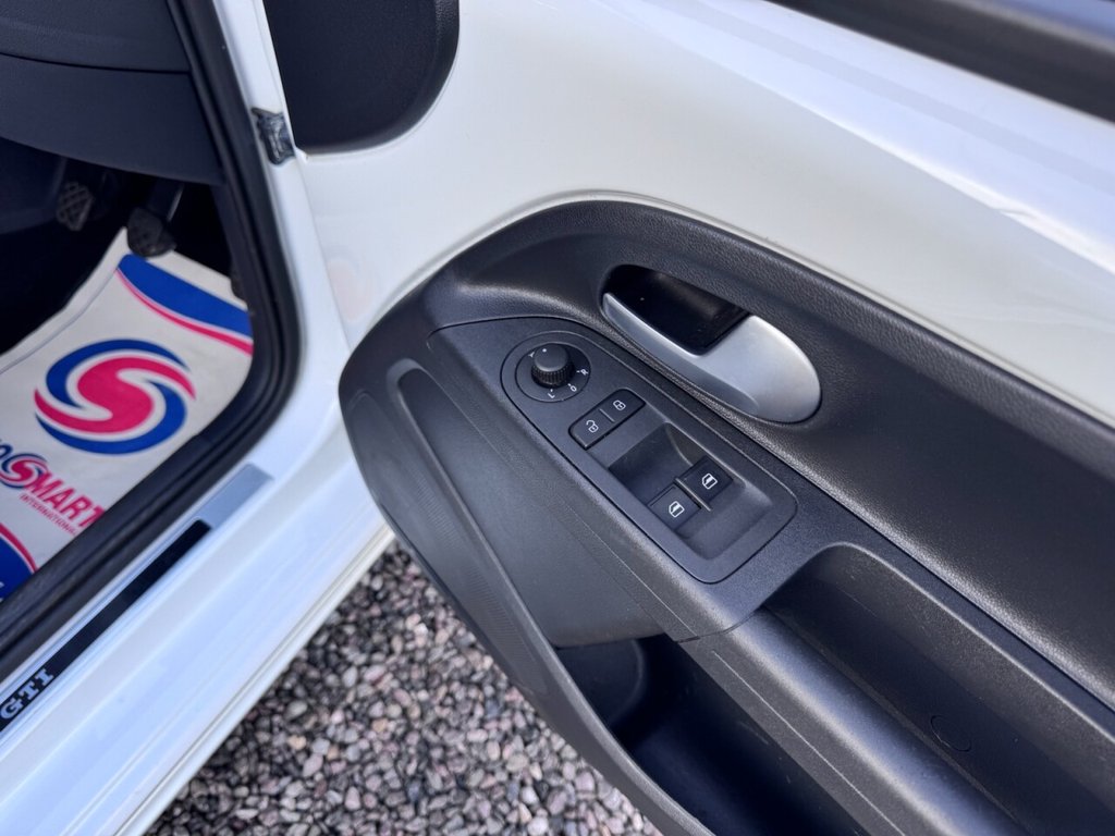 Used Volkswagen up! 2022 for sale - 76950610: Photo 41