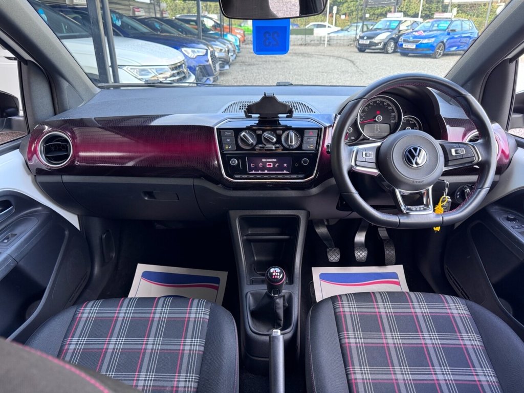 Used Volkswagen up! 2022 for sale - 76950610: Photo 44