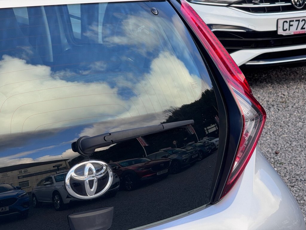 Used Toyota AYGO 2021 for sale - 76758645: Photo 17