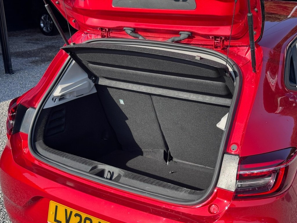 Used Renault Clio 2020 for sale - 77631898: Photo 22