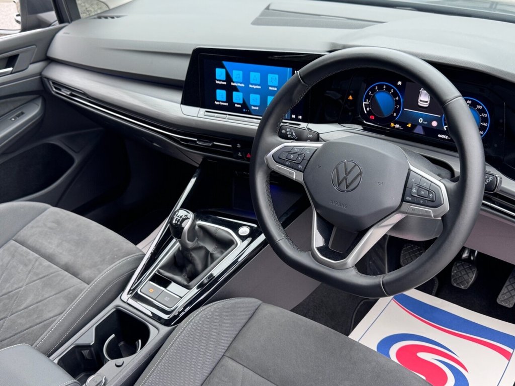 Used Volkswagen Golf 2023 for sale - 77631880: Photo 28