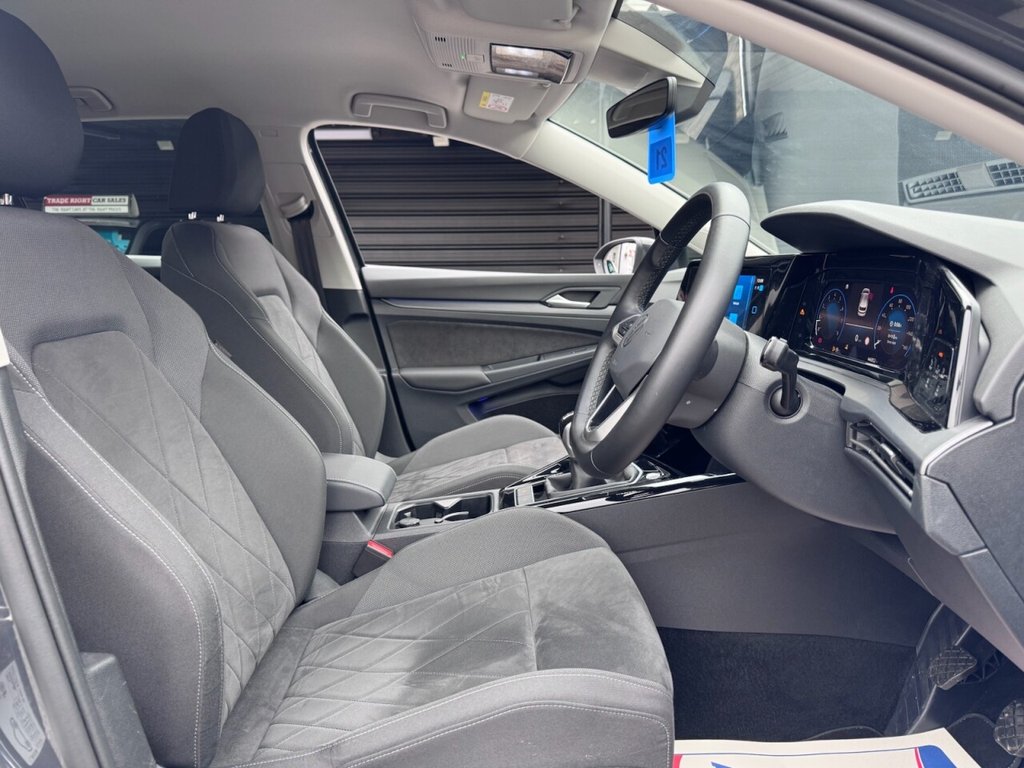 Used Volkswagen Golf 2023 for sale - 77631880: Photo 31