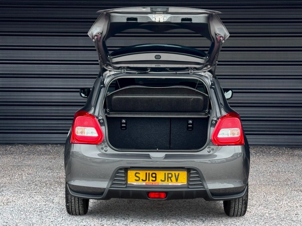 Used Suzuki Swift 2019 for sale - 76703033: Photo 17