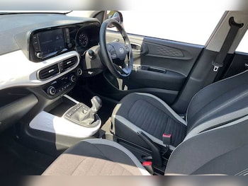 Used Hyundai i10 2023 for sale - 79189775: Photo