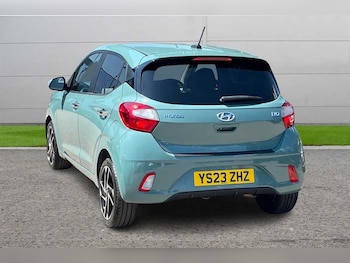 Used Hyundai i10 2023 for sale - 79189775: Photo