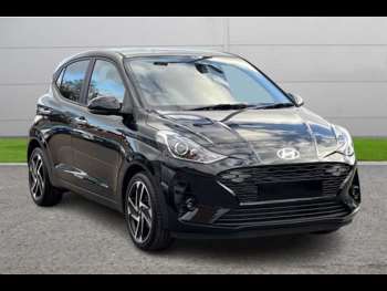 2025 - 1.2 [79] PREMIUM 5DR [NAV]