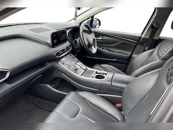 Used Hyundai Santa Fe 2021 for sale - 76022098: Photo 2