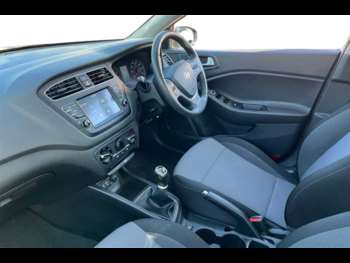 Used Hyundai i20 2019 for sale - 74880443: Photo