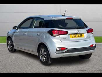 Used Hyundai i20 2019 for sale - 74880443: Photo